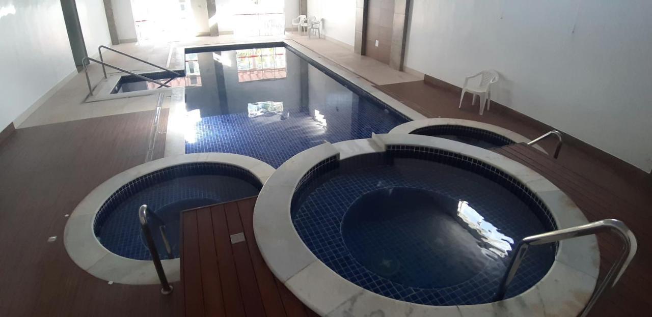 Flat No Apart-Hotel Cavalinho Branco Com Piscina Aquecida 1D8 อากวัสจิลิงดอยา ภายนอก รูปภาพ